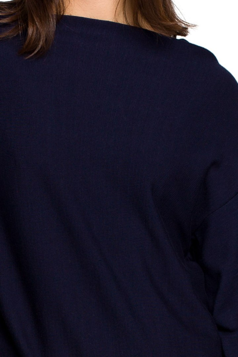 Sweter damski nietoperz z wiskozy z bufiastymi rękawami granatowy BK024 Sweter damski nietoperz z wiskozy z bufiastymi rękawami granatowy BK024