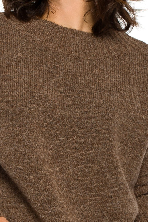Sweter damski luźny oversize gruby ze ściągaczem karmelowy BK009 Sweter damski luźny oversize gruby ze ściągaczem karmelowy BK009