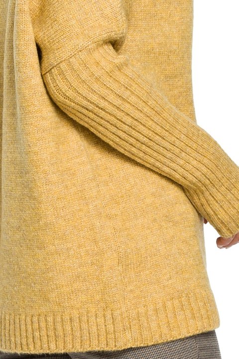 Sweter damski luźny oversize gruby ze ściągaczem musztardowy BK009 Sweter damski luźny oversize gruby ze ściągaczem musztardowy BK009