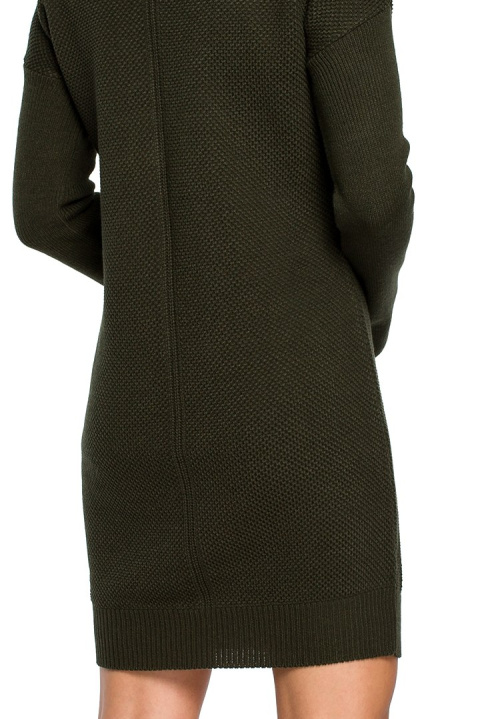Swetrowa sukienka mini z golfem waflowy splot długi rękaw khaki BK010 Swetrowa sukienka mini z golfem waflowy splot długi rękaw khaki BK010