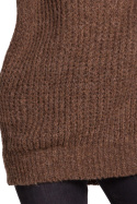 Długi sweter damski gruby oversize z golfem karmelowy BK030