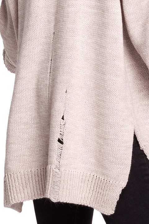 Sweter damski luźny oversize z dziurami i dekoltem V beżowy BK028 Sweter damski luźny oversize z dziurami i dekoltem V beżowy BK028