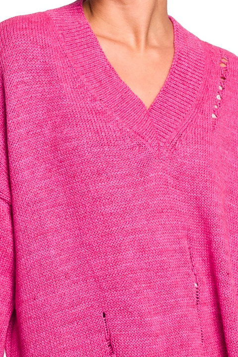 Sweter damski luźny oversize z dziurami i dekoltem V różowy BK028 Sweter damski luźny oversize z dziurami i dekoltem V różowy BK028