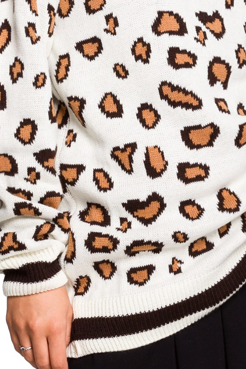 Sweter damski w lamparcie cętki ze ściągaczem biały m2 BK029 Sweter damski w lamparcie cętki ze ściągaczem biały m2 BK029