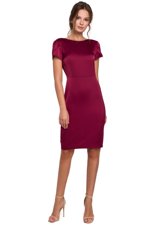 Elegancka sukienka dopasowana midi z dekoltem z tyłu bordowa K041 Elegancka sukienka dopasowana midi z dekoltem z tyłu bordowa K041