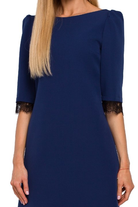 Elegancka sukienka midi z koronką i dekoltem na plecach granatowa me489 Elegancka sukienka midi z koronką i dekoltem na plecach granatowa me489
