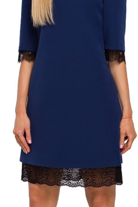 Elegancka sukienka midi z koronką i dekoltem na plecach granatowa me489 Elegancka sukienka midi z koronką i dekoltem na plecach granatowa me489