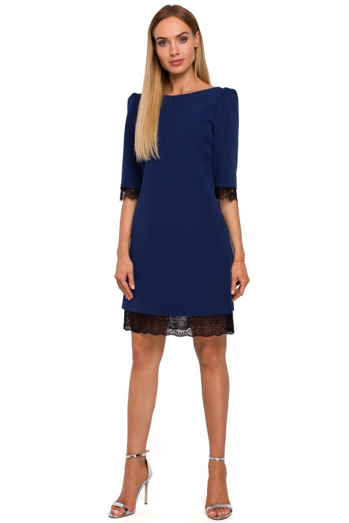 Elegancka sukienka midi z koronką i dekoltem na plecach granatowa me489 Elegancka sukienka midi z koronką i dekoltem na plecach granatowa me489