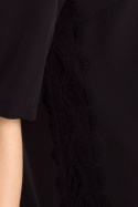 Sukienka midi o luźnym kroju z lampasami z koronki czarna S107