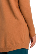 Długi sweter damski gładki z półgolfem i ściągaczem karmelowy S184