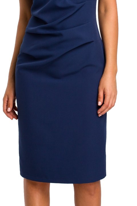 Elegancka sukienka dopasowana midi bez rękawów dekolt V granatowa S174 Elegancka sukienka dopasowana midi bez rękawów dekolt V granatowa S174