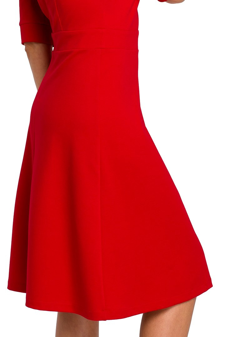 Sukienka midi fason A z krótkim rękawem i dekoltem V czerwona S153