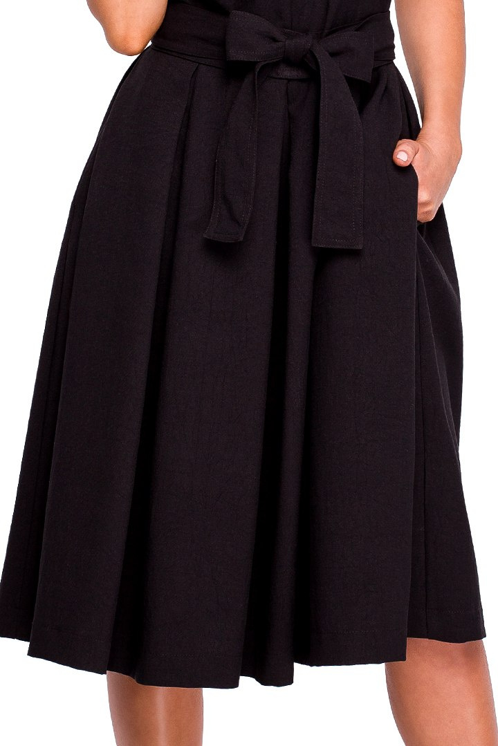 Elegancka sukienka rozkloszowana midi letnia bez rękawów czarna S161