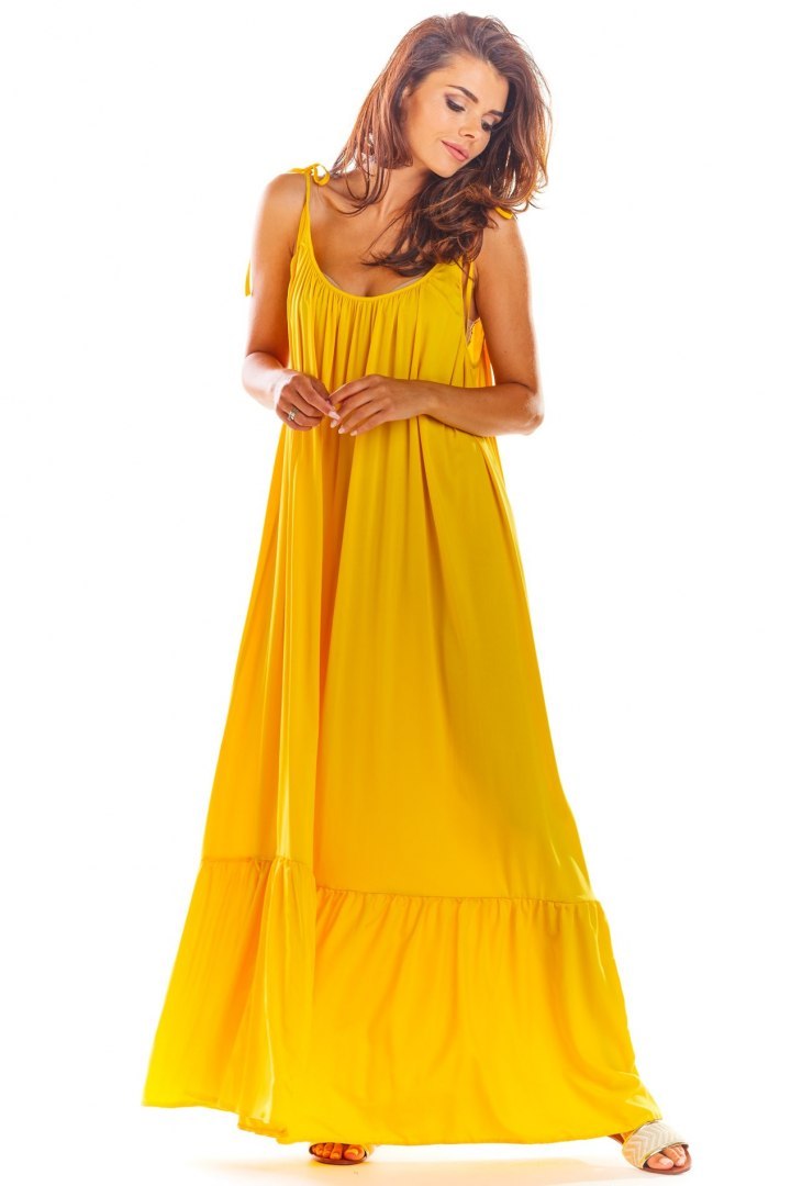 Letnia sukienka maxi z wiskozy luźna na ramiączkach żółta A307