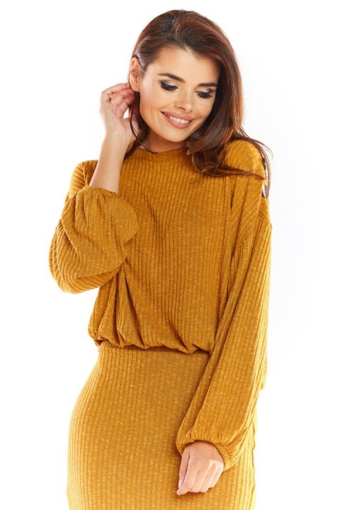 Sweter damski oversize z wiskozy z kimonowymi rękawami kamelowy A318 Sweter damski oversize z wiskozy z kimonowymi rękawami kamelowy A318