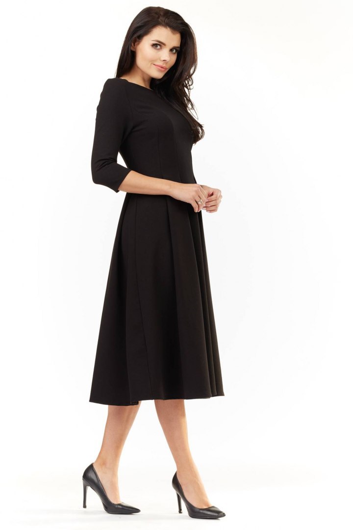 Elegancka sukienka midi rozkloszowana z długim rękawem czarna M155 Elegancka sukienka midi rozkloszowana z długim rękawem czarna M155