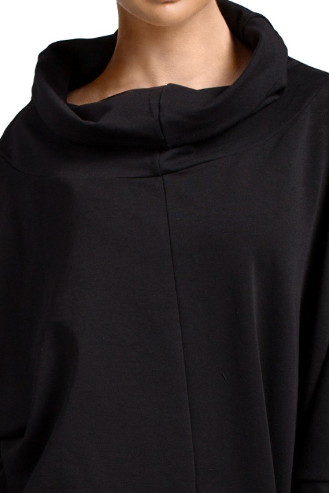 Bluza damska oversize z kominem i wiązaniem na dole czarna B027 Bluza damska oversize z kominem i wiązaniem na dole czarna B027