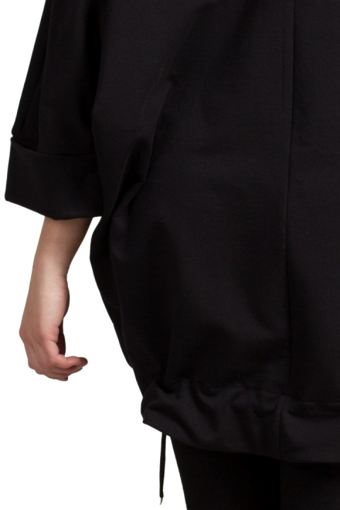 Bluza damska oversize z kominem i wiązaniem na dole czarna B027 Bluza damska oversize z kominem i wiązaniem na dole czarna B027