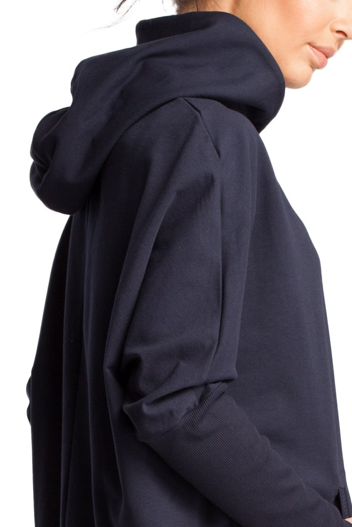 Bluza damska z kapturem i długim zwężonym rękawem granatowa B021 Bluza damska z kapturem i długim zwężonym rękawem granatowa B021