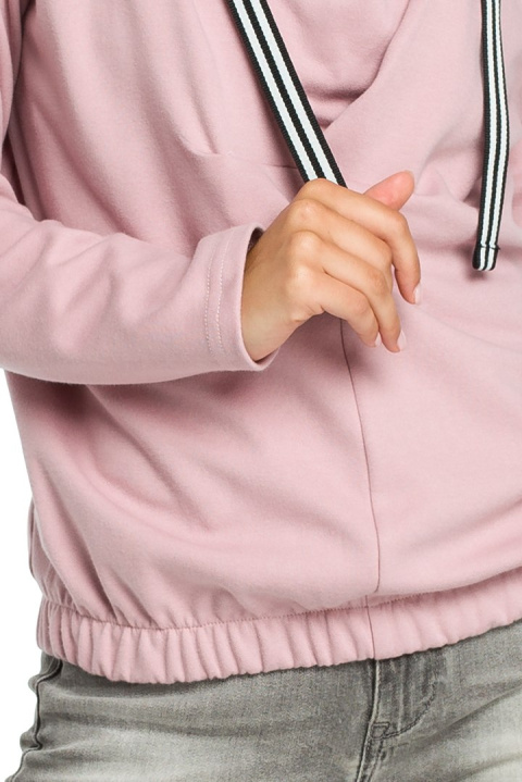 Bluza damska z kapturem i zakładką pudrowy B088 Bluza damska z kapturem i zakładką pudrowy B088