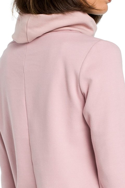 Bluza damska z wysokim kołnierzem i wiązaniem na dole pudrowa B085 Bluza damska z wysokim kołnierzem i wiązaniem na dole pudrowa B085