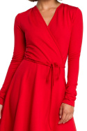 Sukienka rozkloszowna midi wiązana na zakładkę dekolt V czerwona B092