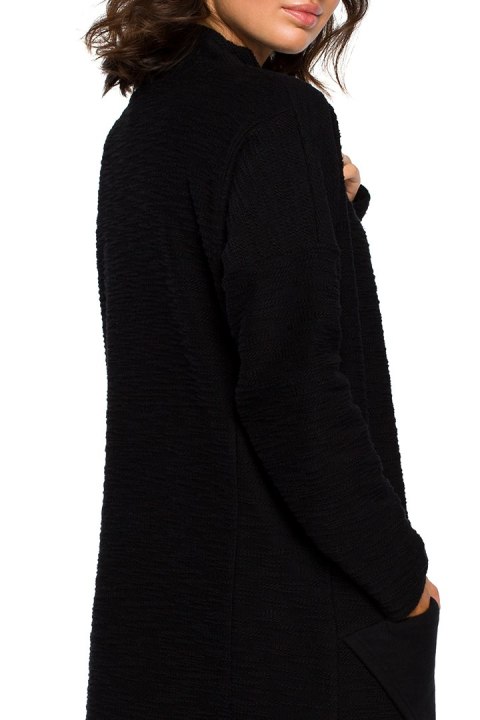 Sukienka midi oversize z wysokim dekoltem długi rękaw czarna B098 Sukienka midi oversize z wysokim dekoltem długi rękaw czarna B098