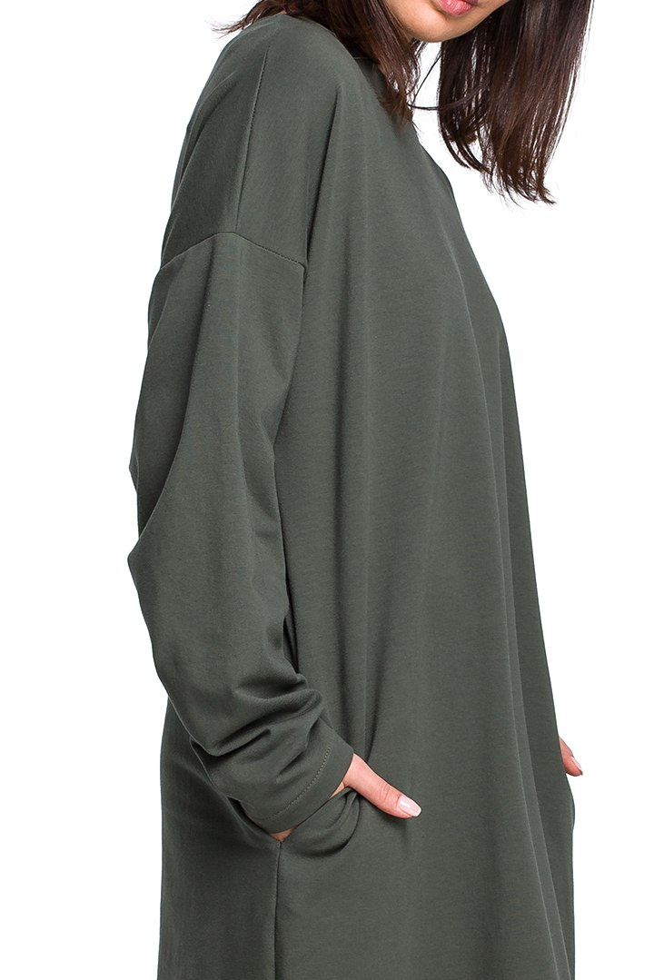 Sukienka dresowa maxi z tunelem na dole długi rękaw zielona B100
