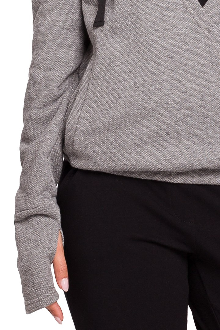 Sportowa bluza damska z kapturem i kopertowym przodem szara B127 Sportowa bluza damska z kapturem i kopertowym przodem szara B127