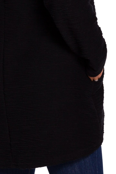 Bluza damska trapezowa z kapturem i kołnierzem dzianina czarna B131 Bluza damska trapezowa z kapturem i kołnierzem dzianina czarna B131