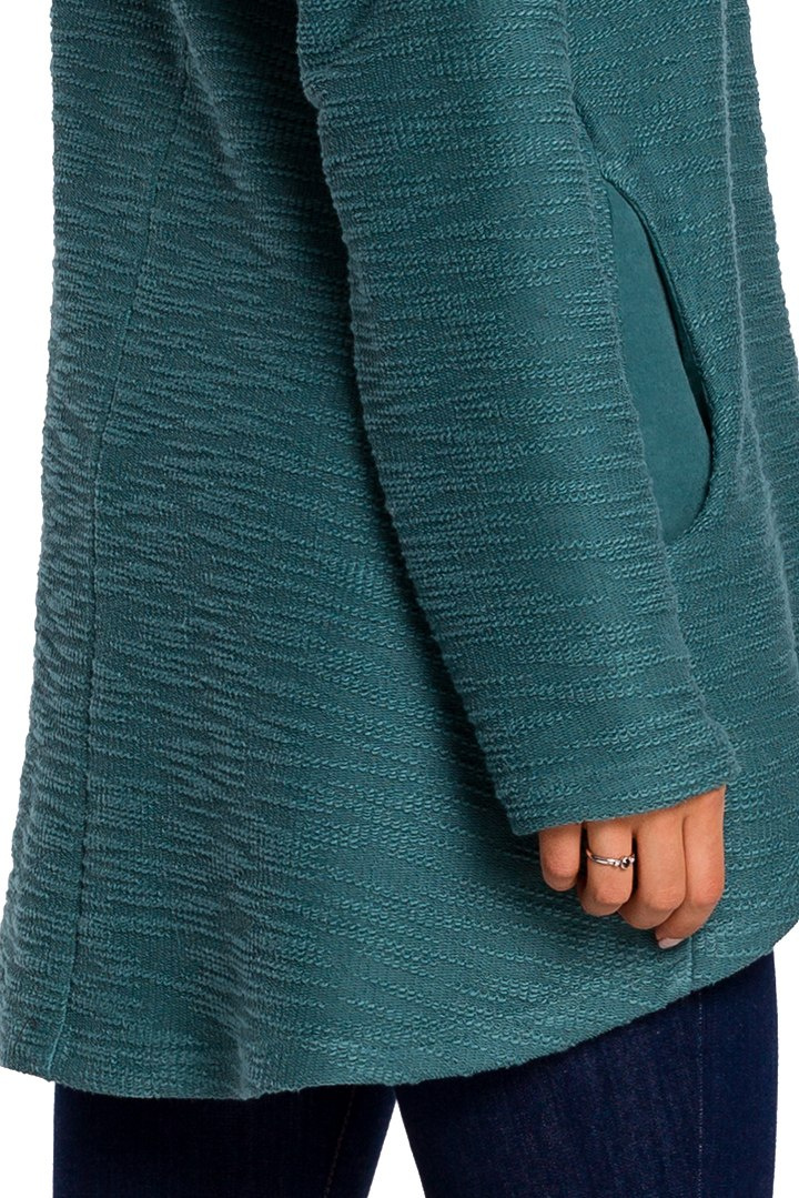 Bluza damska trapezowa z kapturem i kołnierzem dzianina turkusowa B131 Bluza damska trapezowa z kapturem i kołnierzem dzianina turkusowa B131