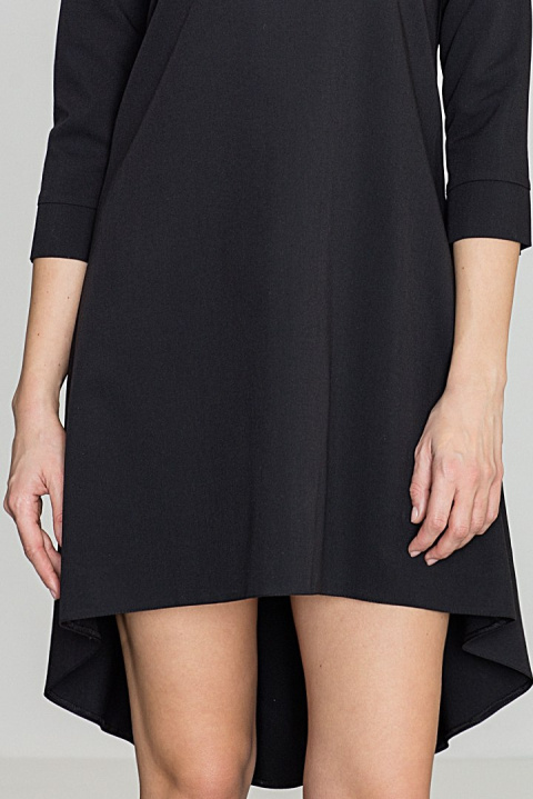 Elegancka sukienka asymetryczna z plisą i rękawem 3/4 czarna K141 Elegancka sukienka asymetryczna z plisą i rękawem 3/4 czarna K141