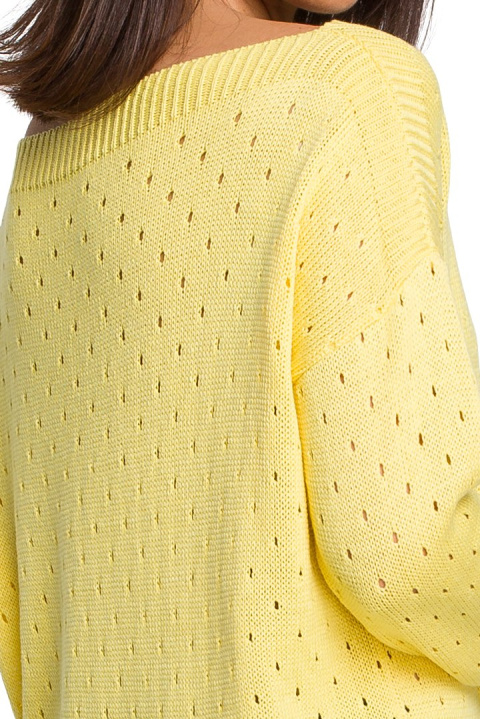 Luźny sweter damski z oczkami przewiewny żółty BK019 Luźny sweter damski z oczkami przewiewny żółty BK019