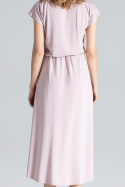 Sukienka asymetryczna midi z wiskozy wiązana w pasie różowa M394