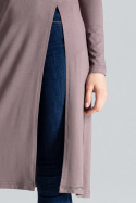 Długa bluzka damska z wiskozy z rozcięciem z boku jasno brązowa M389