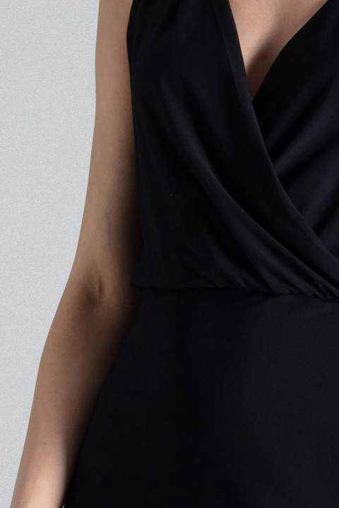 Elegancka sukienka ołówkowa bez rękawów z dekoltem V czarna M135 Elegancka sukienka ołówkowa bez rękawów z dekoltem V czarna M135