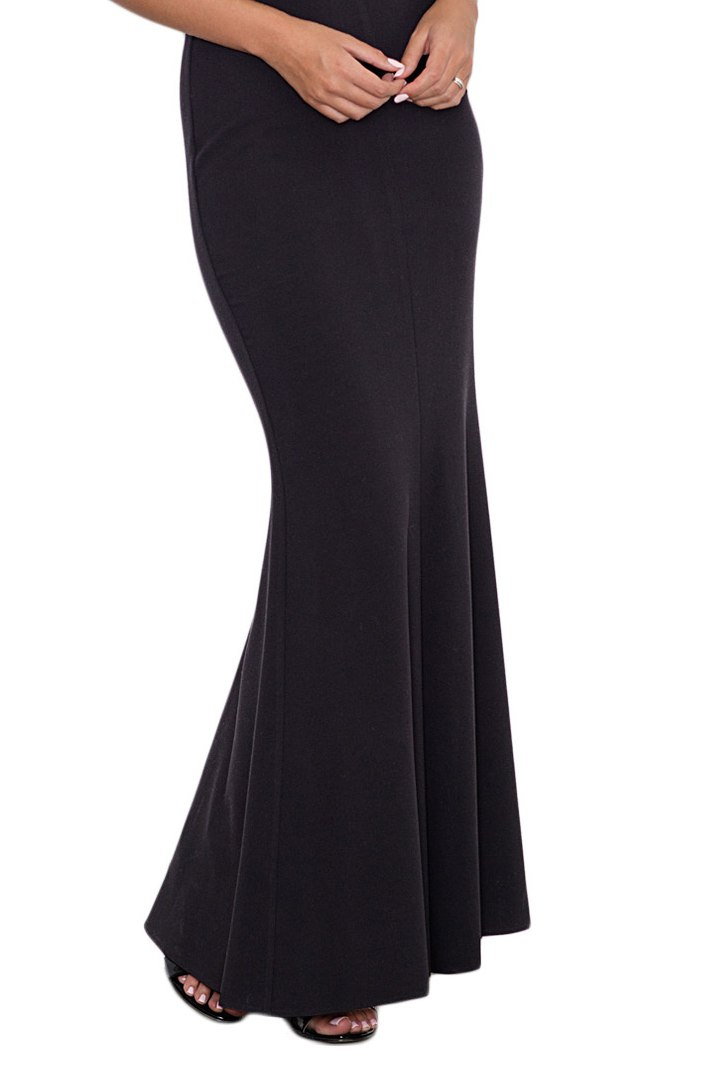 Elegancka sukienka maxi dopasowana z krótkim rękawem czarna M577 Elegancka sukienka maxi dopasowana z krótkim rękawem czarna M577