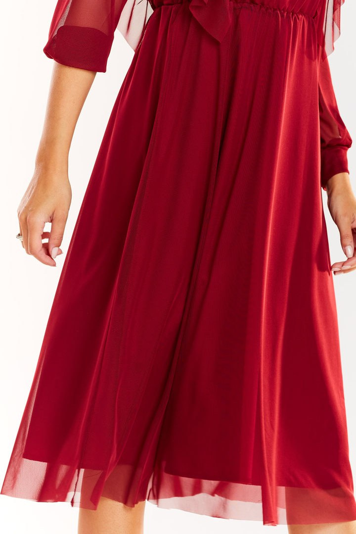 Elegancka sukienka tiulowa z falbaną rozkloszowana midi bordowa A327 Elegancka sukienka tiulowa z falbaną rozkloszowana midi bordowa A327
