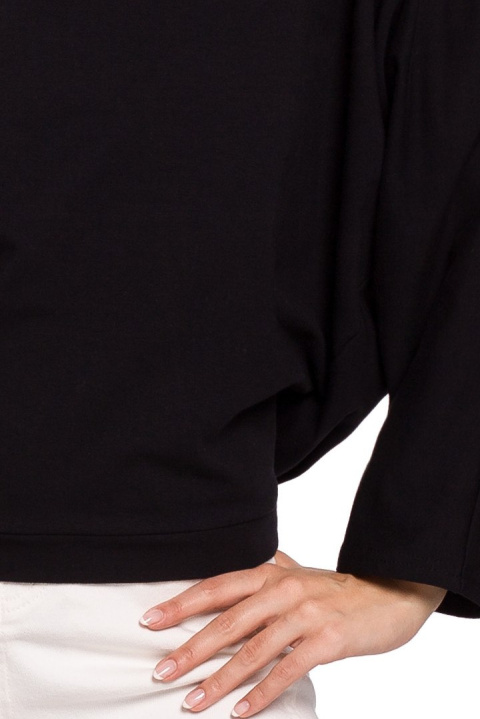 Bluza damska nietoperz tył na zakładkę z wiązaniem czarna B139 Bluza damska nietoperz tył na zakładkę z wiązaniem czarna B139