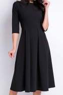 Elegancka sukienka midi rozkloszowana z dekoltem w łódkę czarna A159