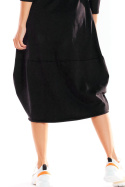 Sukienka midi rozszerzana i dopasowana z długim rękawem czarna M221