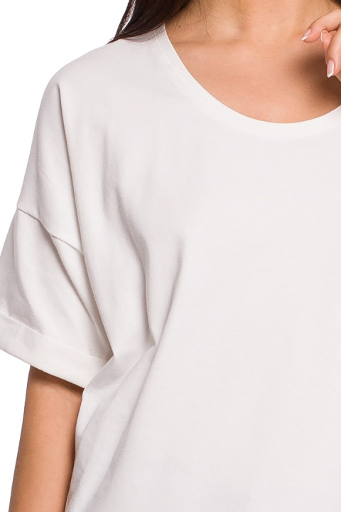 Bluzka damska oversize z głębokim dekoltem krótki rękaw ecru B147 Bluzka damska oversize z głębokim dekoltem krótki rękaw ecru B147