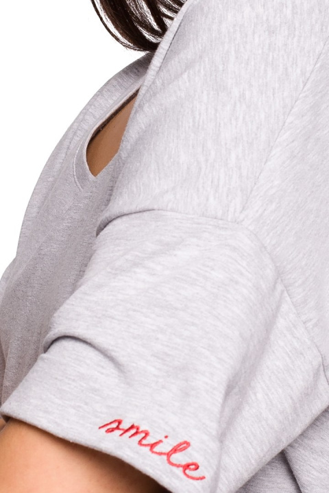Bluzka damska oversize z głębokim dekoltem krótki rękaw szara B147 Bluzka damska oversize z głębokim dekoltem krótki rękaw szara B147