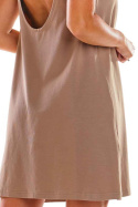 Sukienka mini na ramiączkach z głębokim dekolt z tyłu beżowa M204