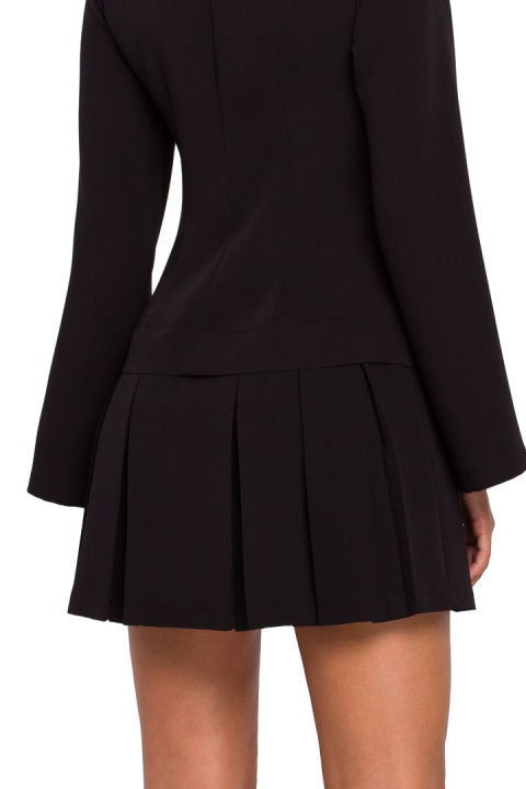 Sukienka mini z kontrafałdami stójka rozkloszowany rękaw czarna r.XL K021 Sukienka mini z kontrafałdami stójka rozkloszowany rękaw czarna r.XL K021