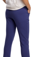 Spodnie damskie z prostymi nogawkami z rozcięciami indygo me493