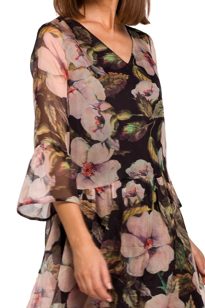 Zwiewna sukienka szyfonowa midi w kwiaty dekolt V rękaw 3/4 m3 S214