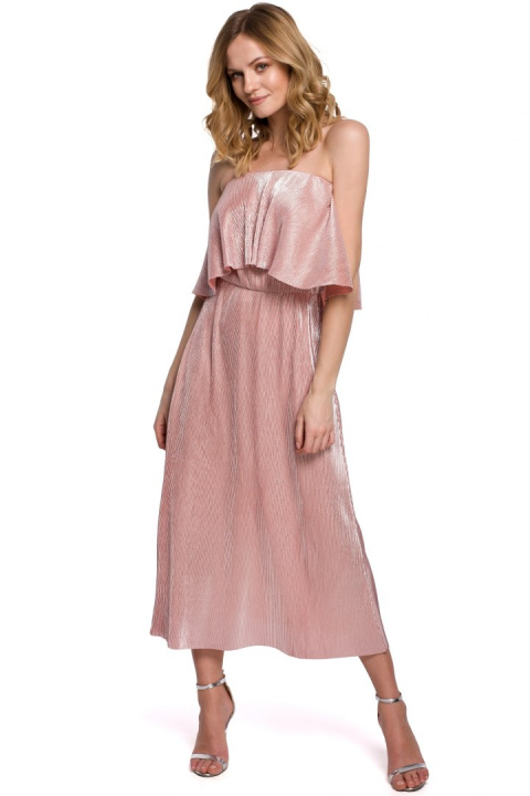 Sukienka metaliczna midi z falbaną u góry różowa K059