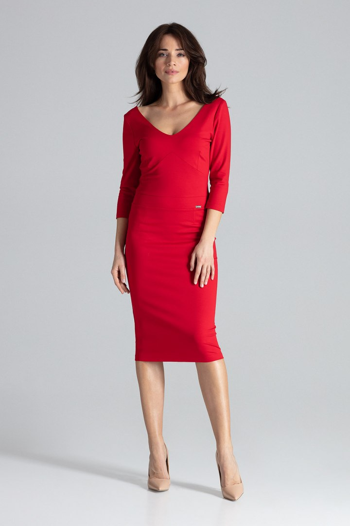 Elegancka sukienka midi z wiskozy dopasowana z dekoltem V czerwona K476