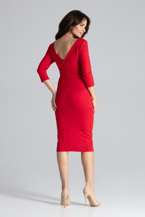 Elegancka sukienka midi z wiskozy dopasowana z dekoltem V czerwona K476 Elegancka sukienka midi z wiskozy dopasowana z dekoltem V czerwona K476
